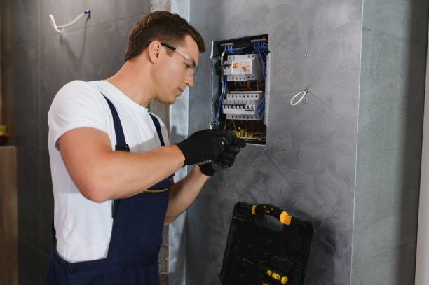 Best Licensed Electrician  in Madison, FL